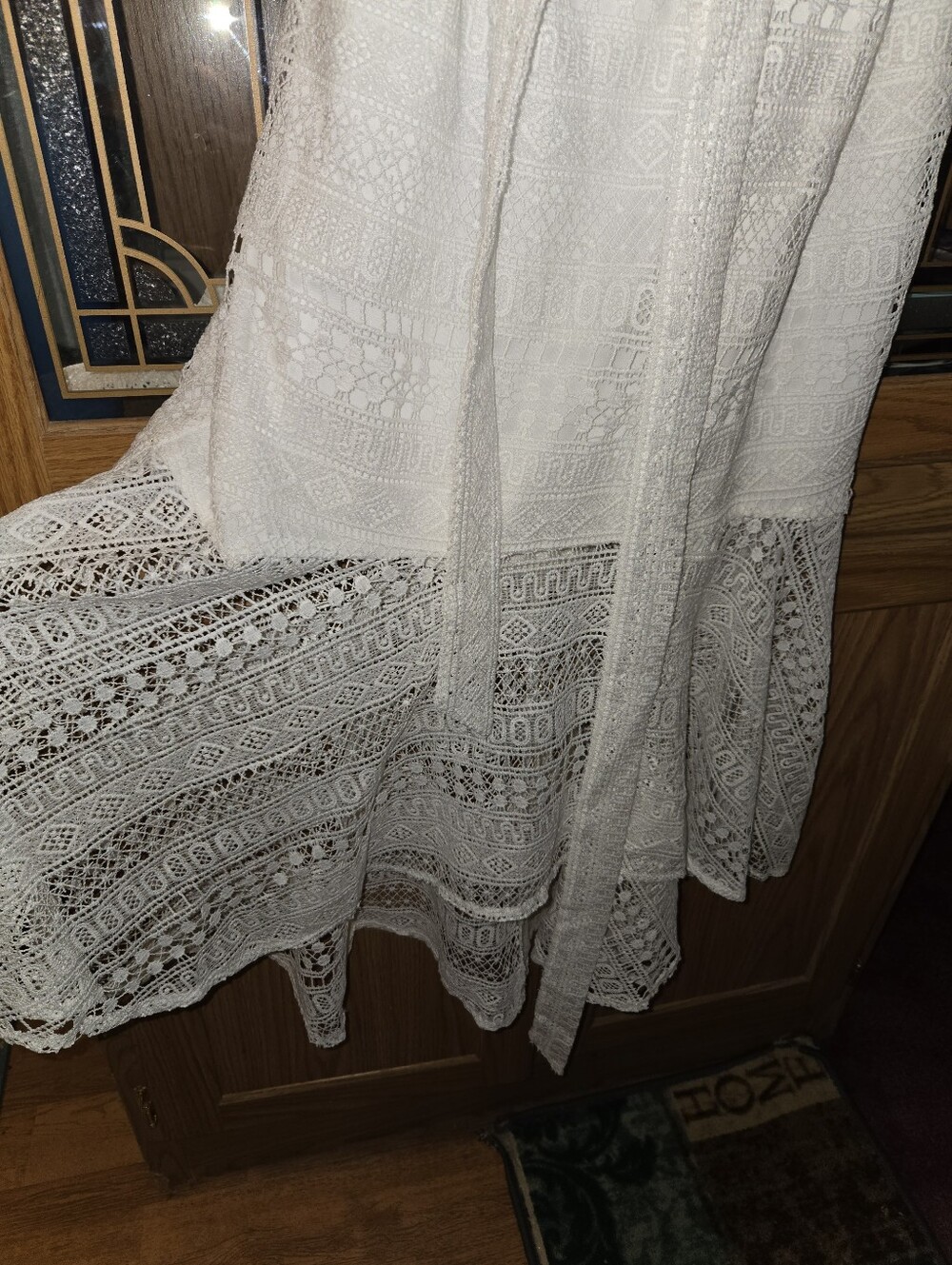 Elegant White Lace V-Neck Maxi Dress - Picture 7 of 7